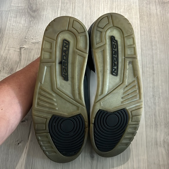 Used Men Nike Air Jordan 3 Retro Wolf Grey Metallic Silver Black - Picture 4 of 5